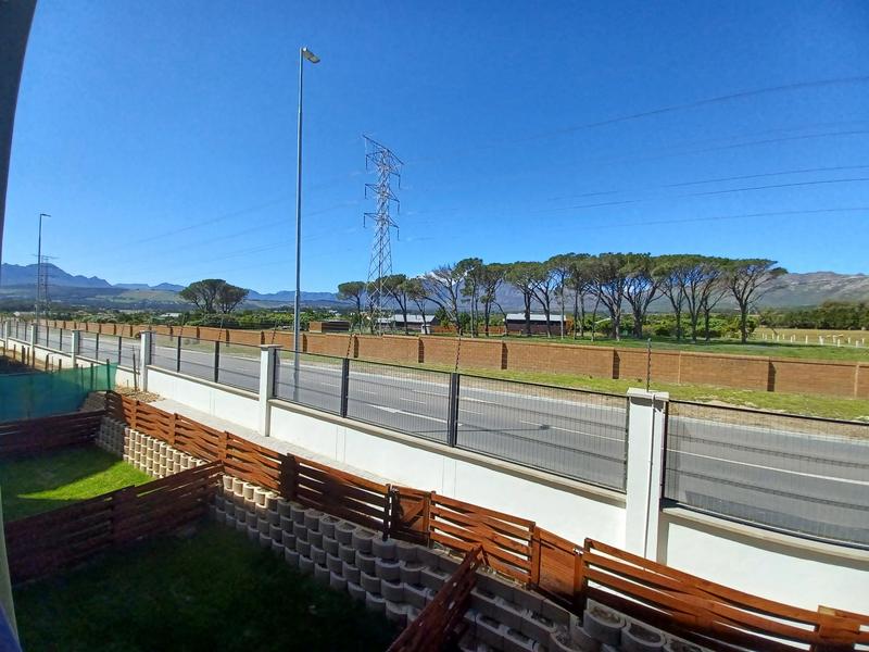 1 Bedroom Property for Sale in Gordons Bay Western Cape